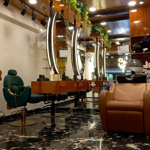 Salon at Dwarka New Delhi